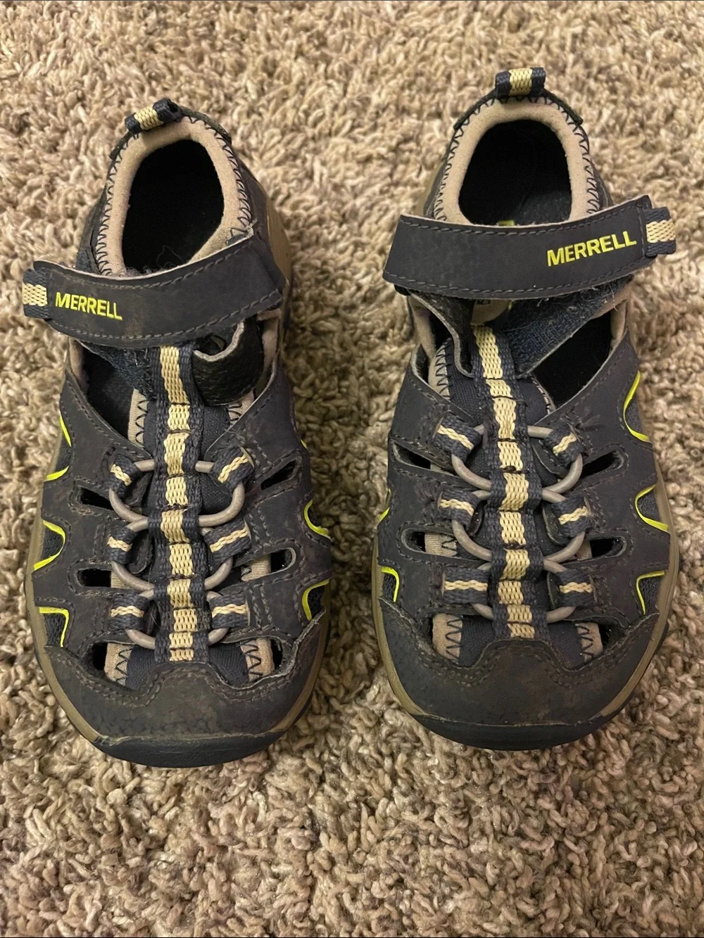 Merrell Kids Black and Yellow Lace-Style Sport Sandals size 10 toddler